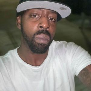 Meet your Posher, Elijah